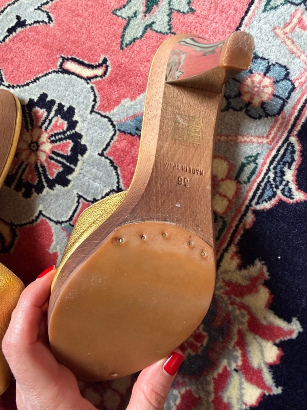 Yves Saint Laurent Vintage Gold Womens Slide Sandals with Rosette Accent size 36 - Picture 7 of 13